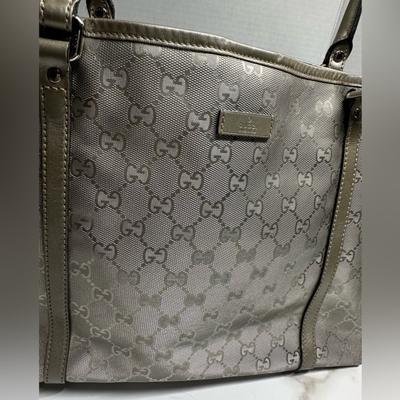 Authentic GUCCI GG implementation Tote Bag Silver w/COA - Picture 6 of 15